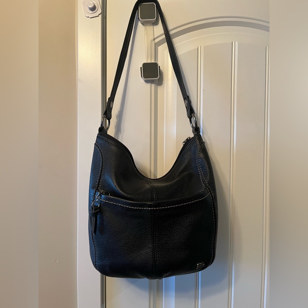 SAK Black Leather Hobo style Purse. Excellent Condition.